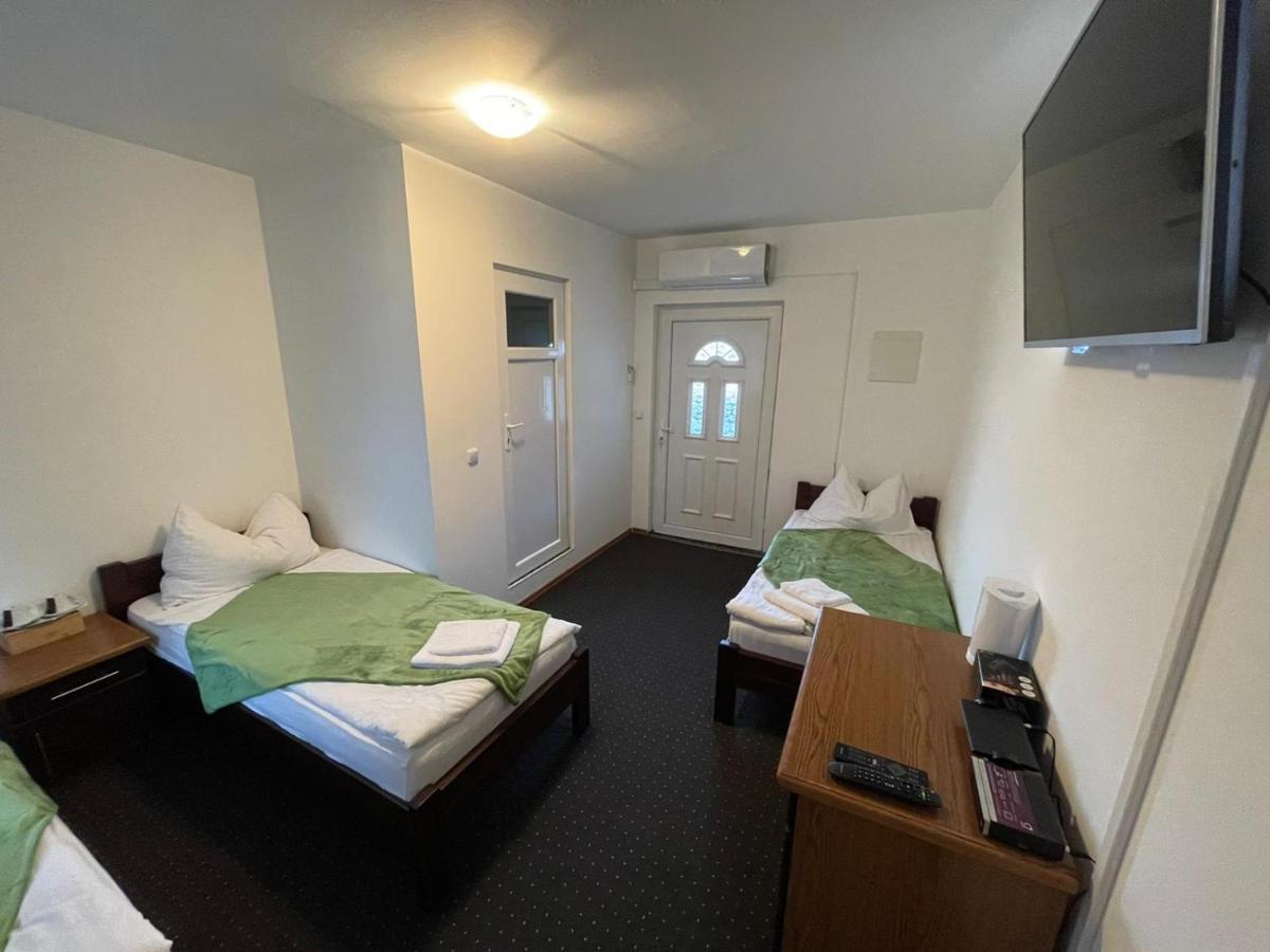 451 Rooms Graz Esterno foto