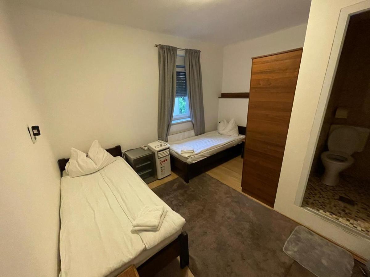 451 Rooms Graz Esterno foto
