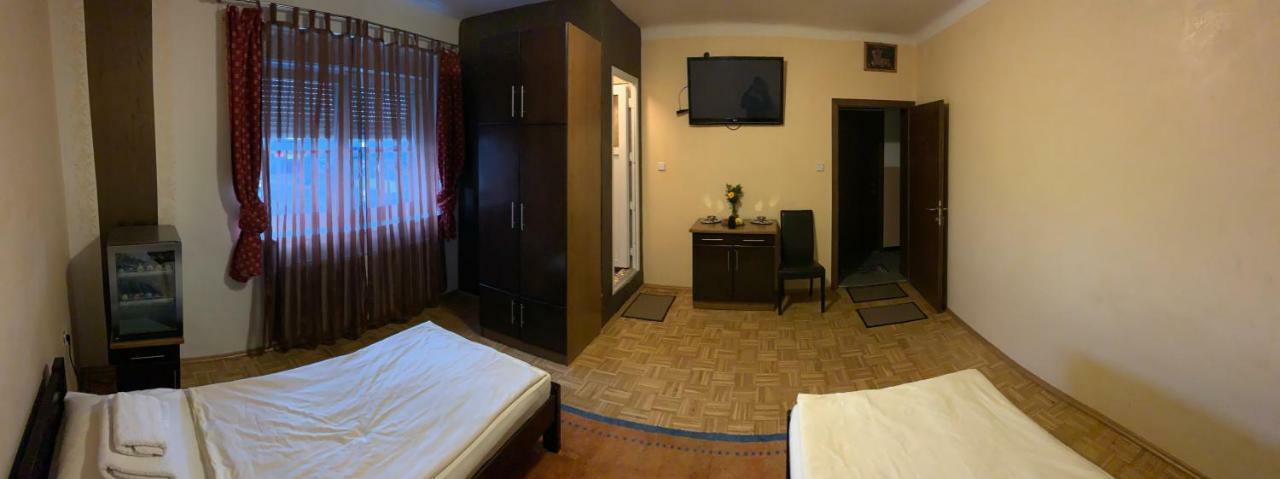451 Rooms Graz Esterno foto