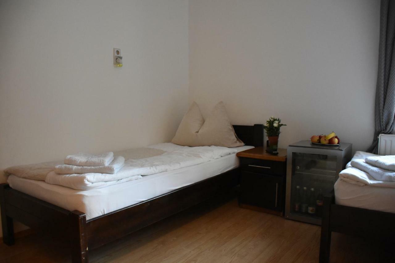 451 Rooms Graz Esterno foto
